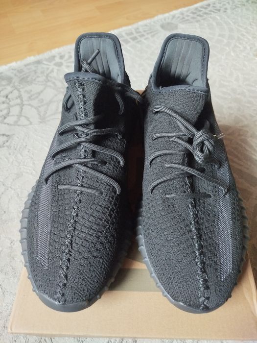 Nowe adidas yeezy 350 triple Black