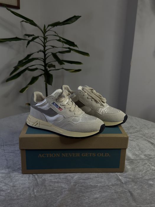 Ténis Autry Beige