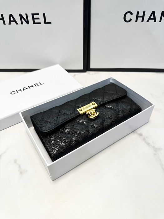 Carteira Chanel Cowhide Bifold