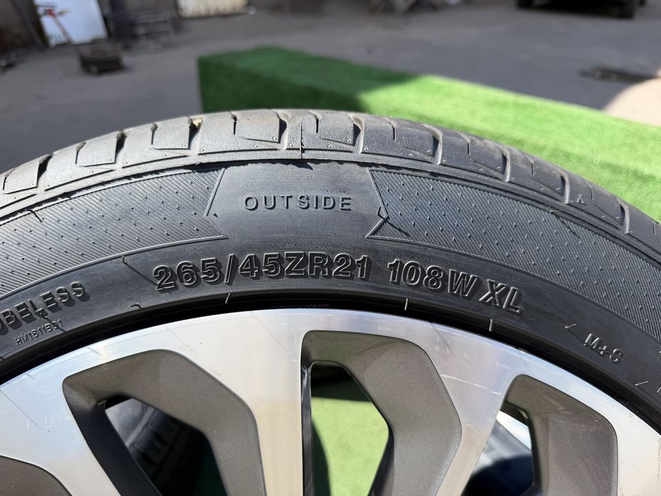 Диски з шинами R21 5x112 Audi Q7,QS7,Q8,E-Tron