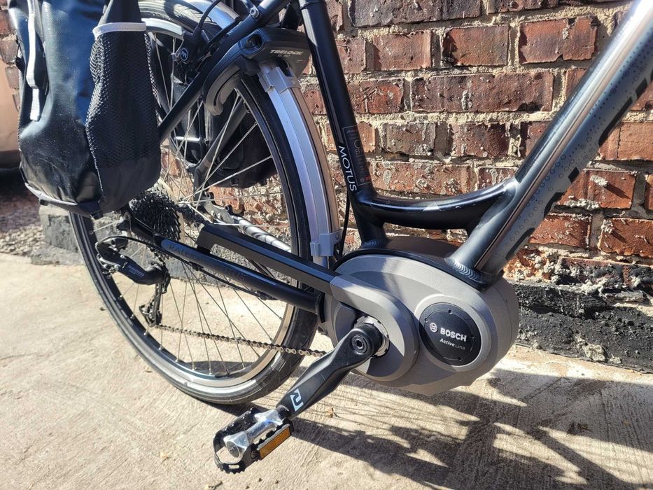 Rower ekektryczny Raleigh Motus E-Bike System BOSCH