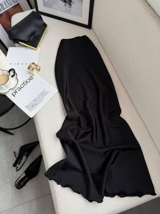 Спідниця шовкова міді