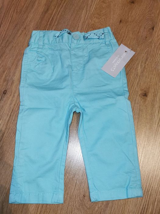 Roupa de bebé NOVA