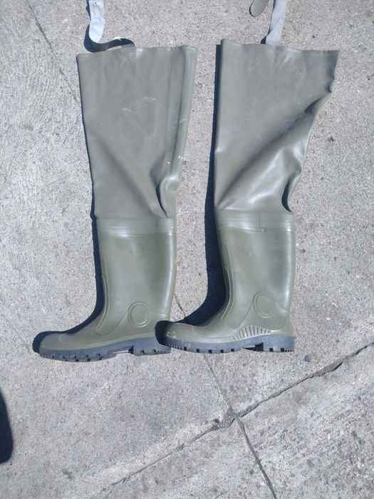 Wodery kalosze nowe.