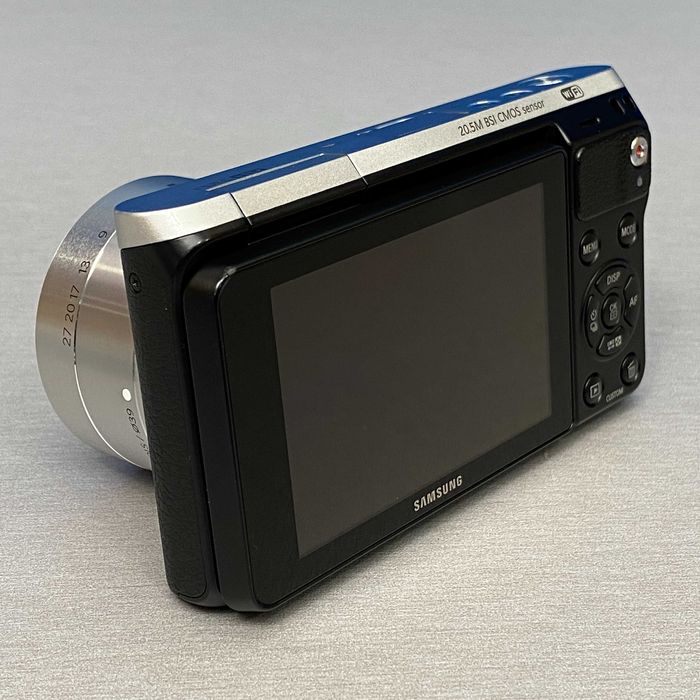 Samsung NX Mini (20.5MP) + 9-27mm f/3.5-5.6