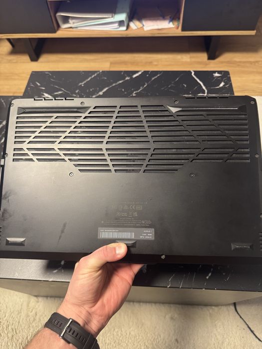 Laptop gamingowy GIGABYTE Aorus 7 9kf