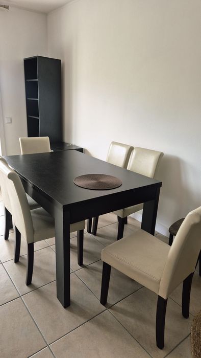Mesa de jantar extensível com 6 cadeiras