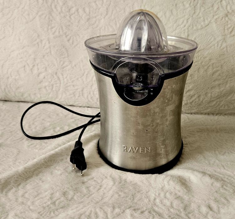 wyciskarka do cytrusów to model Raven EWY002.