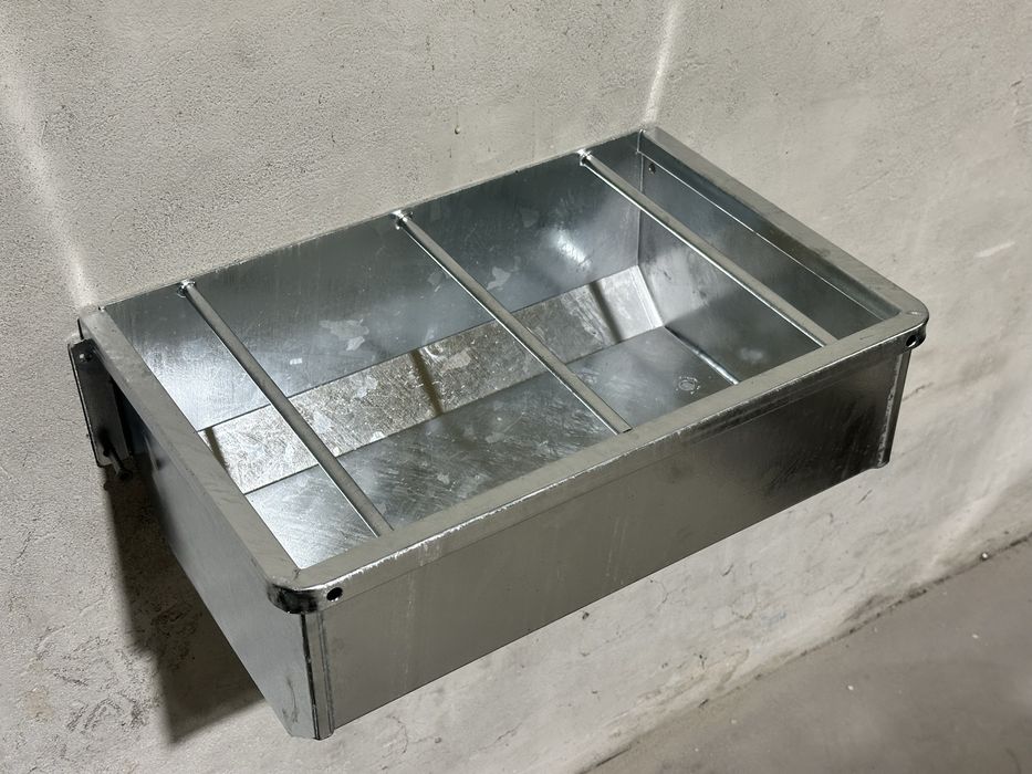 Karmidło dla konia bydła żłób dla konia ocynk ogniowy