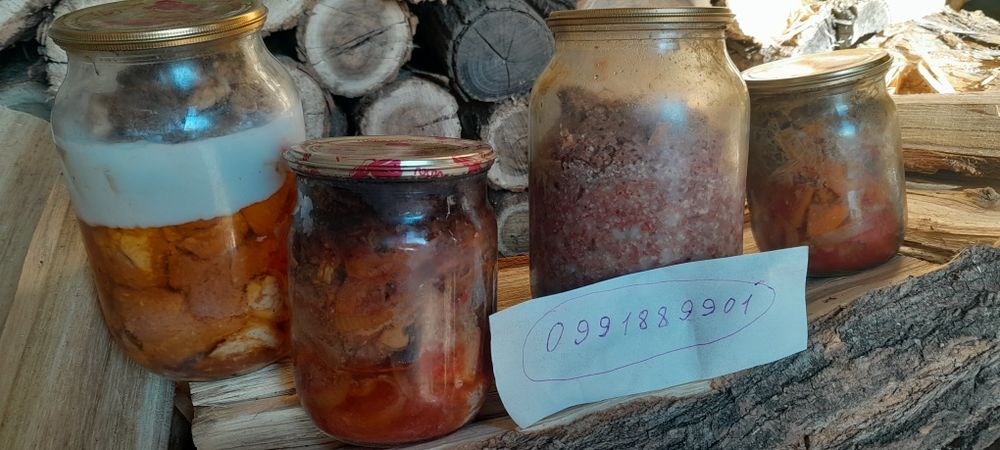 Тушонка, фасульки з м'ясом, паштет, рибка.