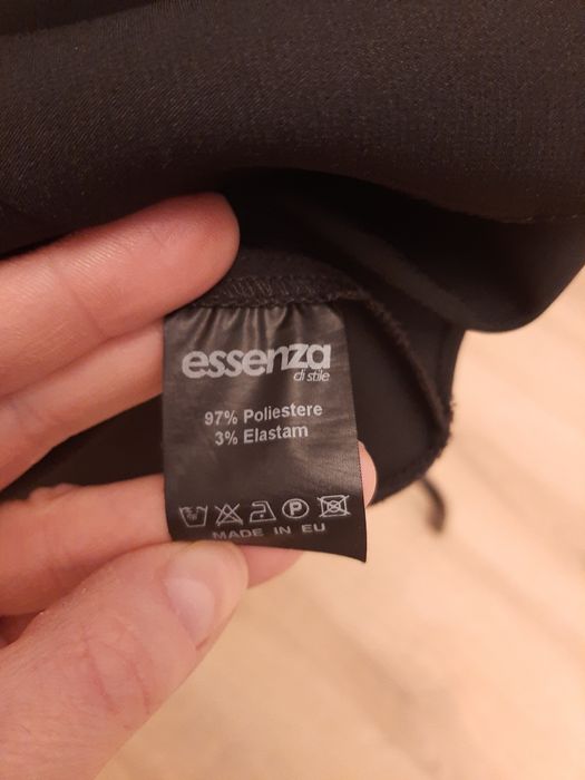 Sukienka Essenza di stile M