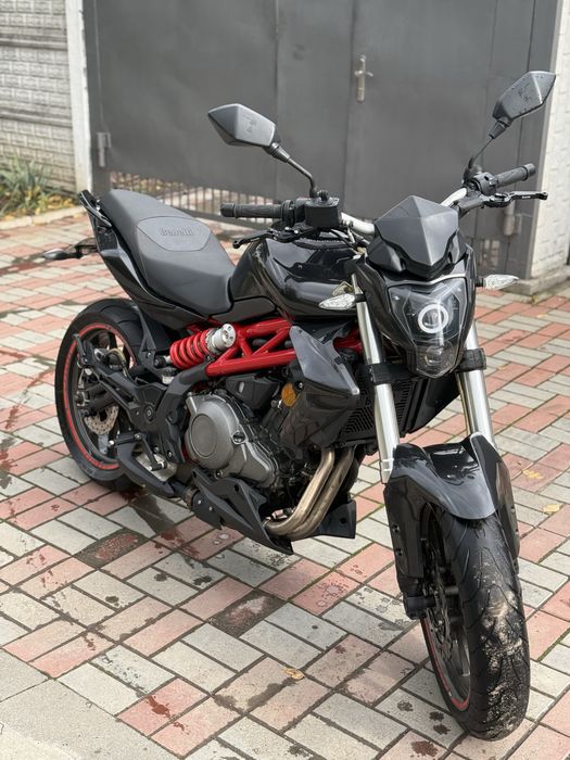 Мотоцикл geon benelli tnt300