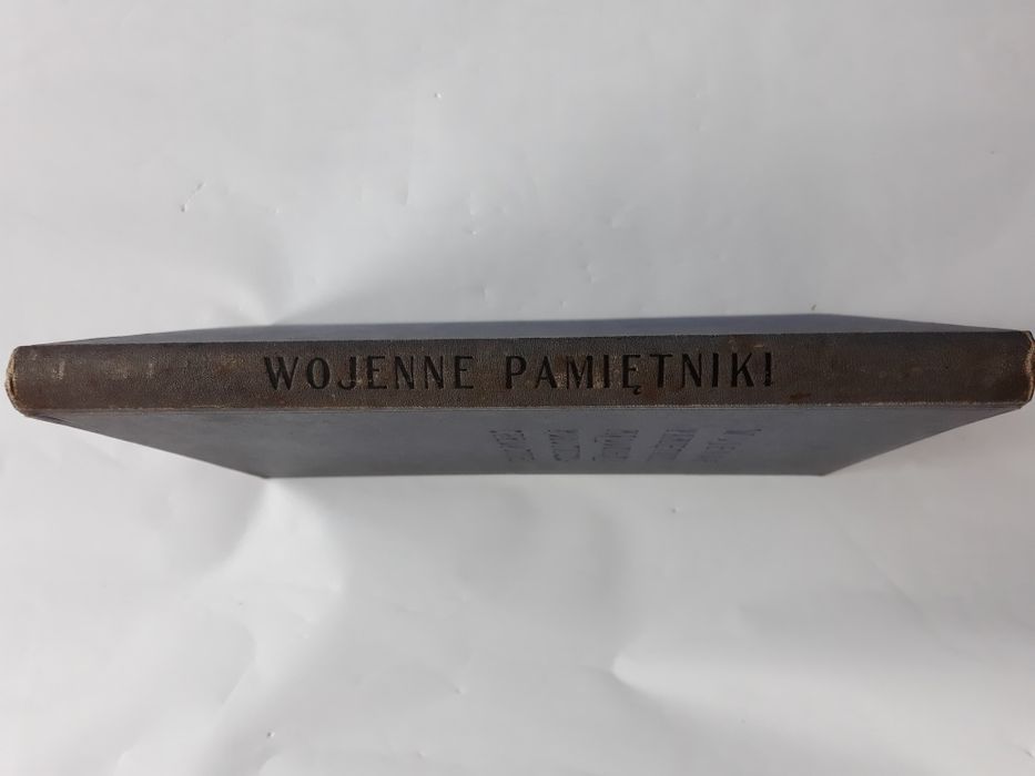 Wojenne pamiętniki młodzieży robotniczo-chłopskiej