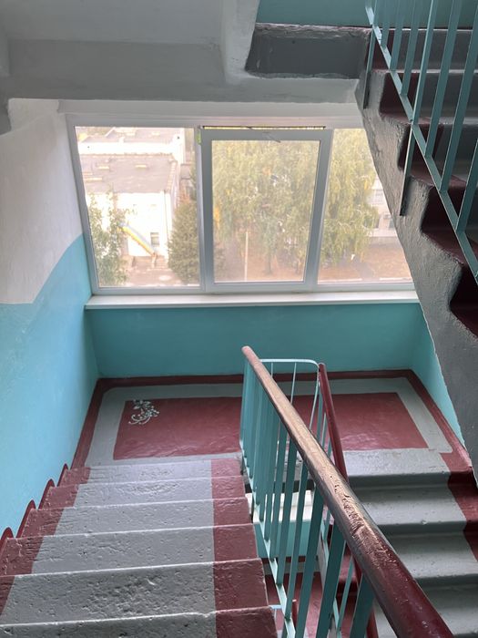 ПРОДАМ 4 кім.кв. в зразковому будинку район Богдана 29000$