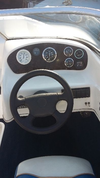 Продам катер.150 л.с.