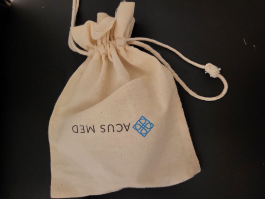 Szczotka AKITO do masażu i szczotkowania ciała na sucho z miękkim włos