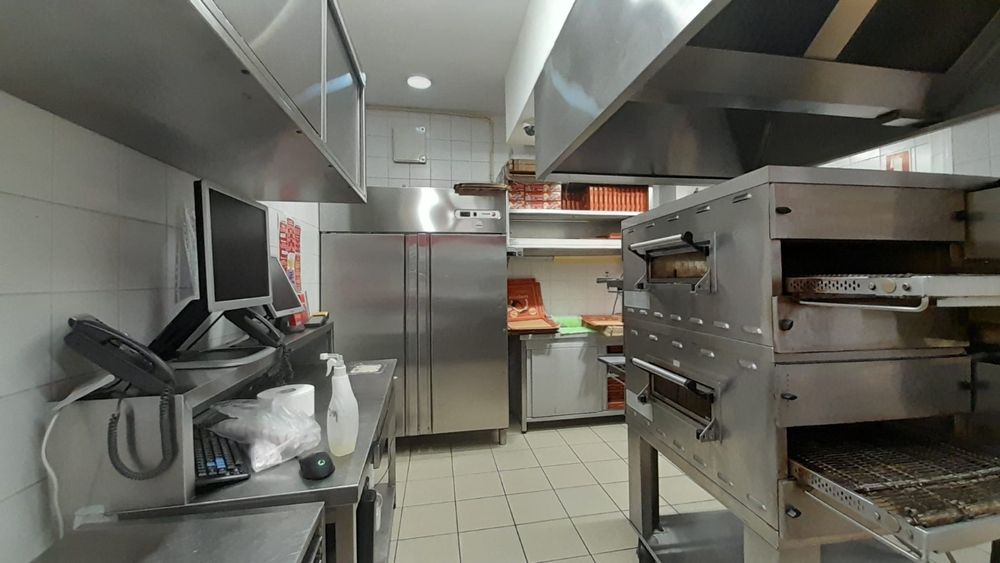 Pizzaria em funcionamento | Trespasse | Intermarché Canedo