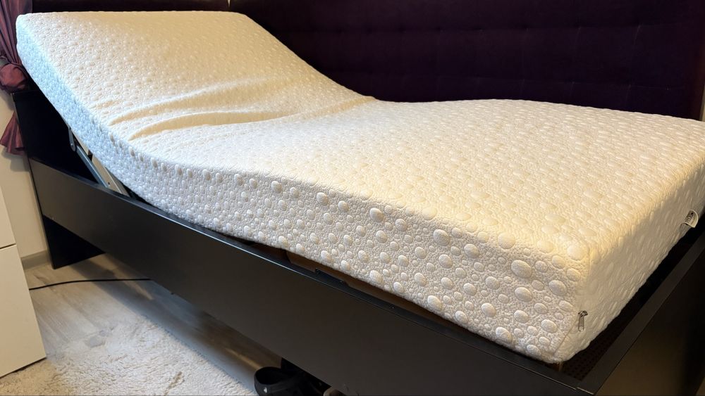 Stelaż elektrycznie regulowany do łóżka 90x200 z materacem