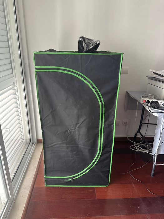 Estufa para criar plantas em casa