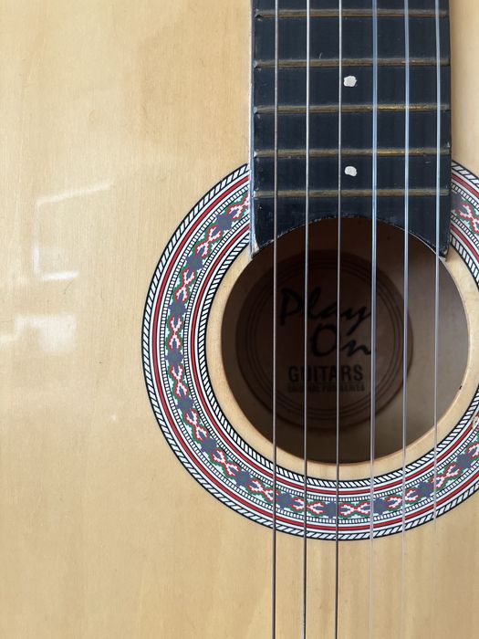 Guitarra Acústica - Play On