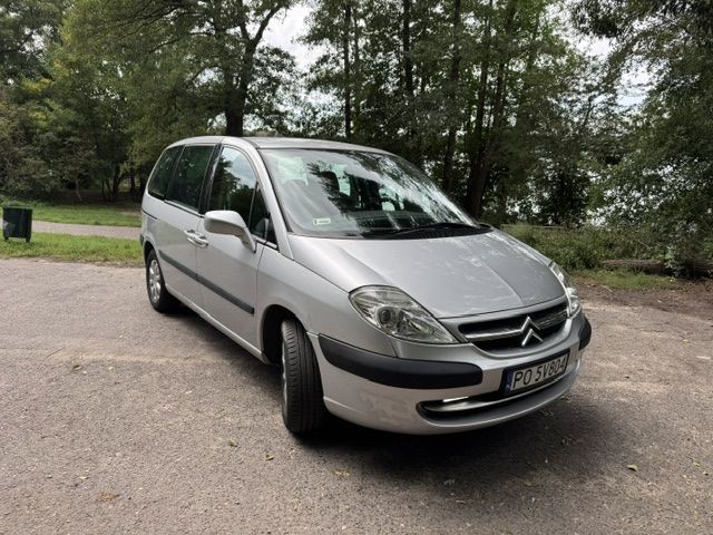 Citroën C8