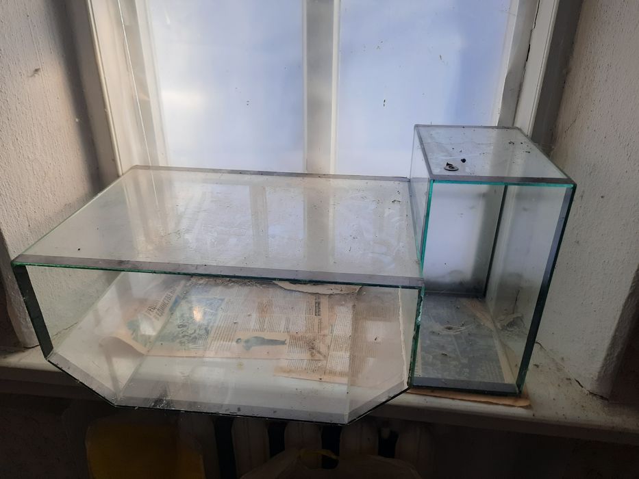 Аквариумы    для рыбок