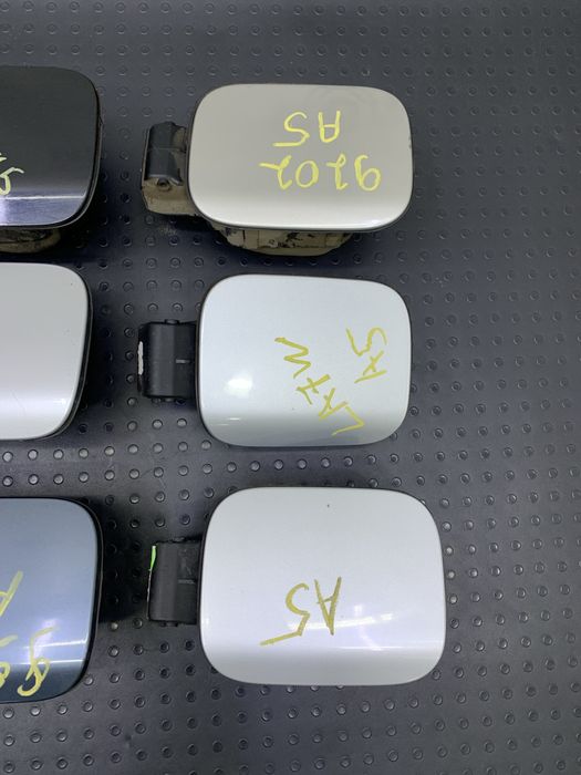 Лючок бензобака Skoda Octavia A5 кришка бака 1Z9809857 шкода а5