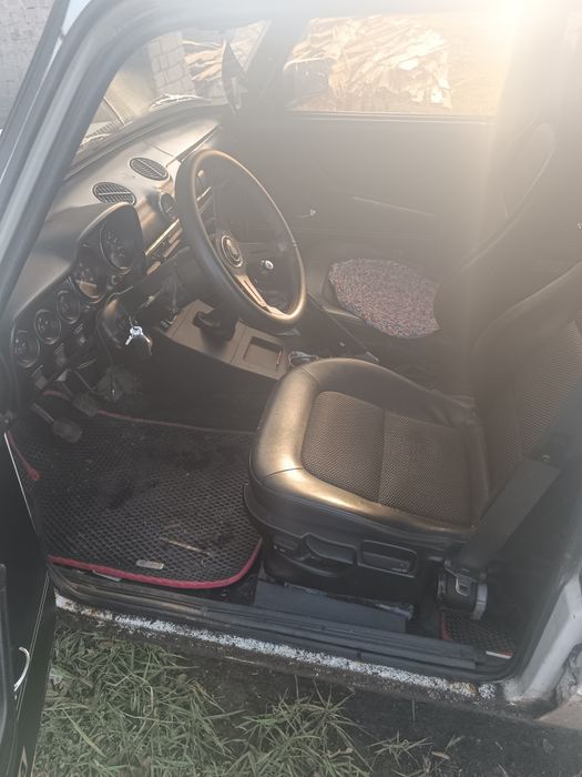 Продам  інжекторну злуеньку  2106