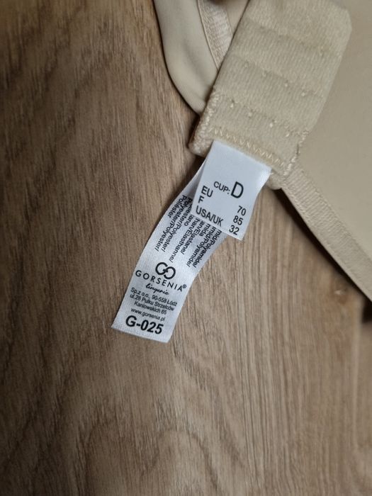 Biustonosz Coctail Push-Up idealny pod suknię ślubną 70D