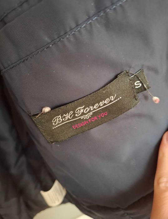 Granatowa ocieplana zimowa parka kurtka