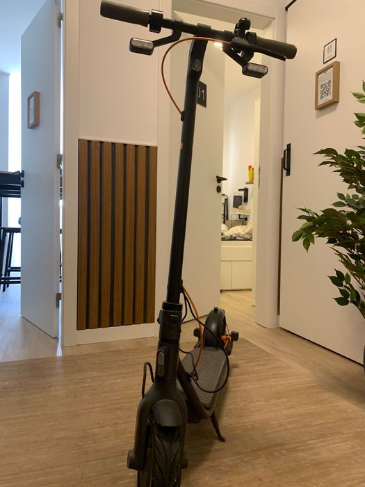 Trotinete elétrica Segway Ninebot Kickscooter F40I