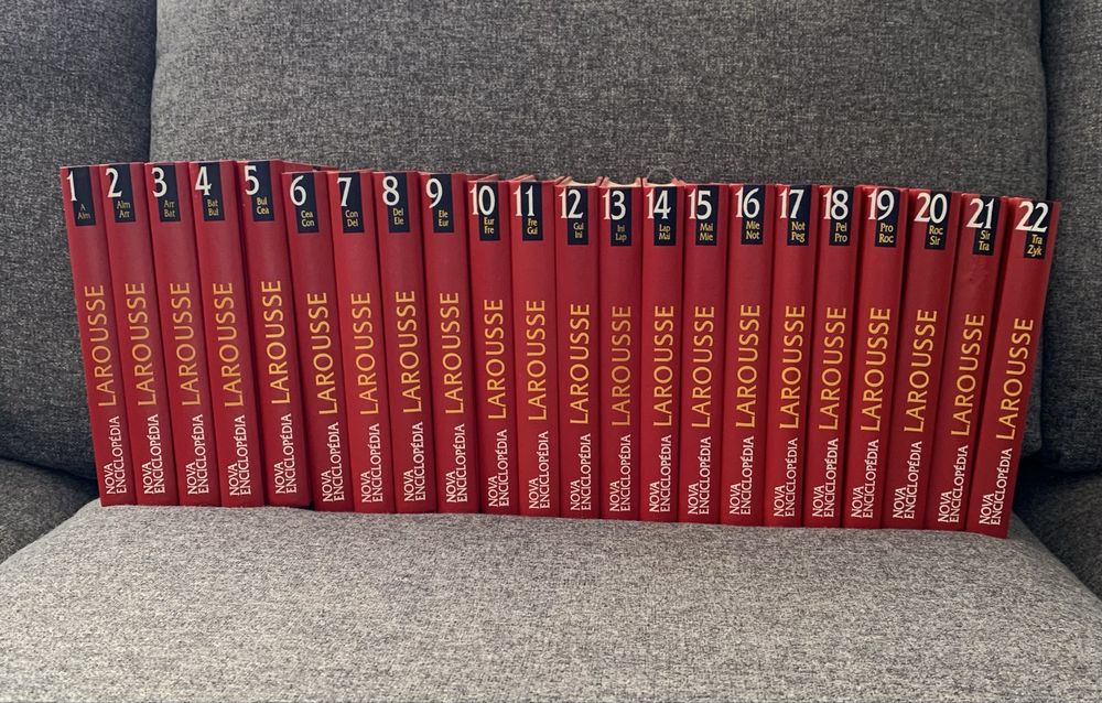 Nova Enciclopédia Larousse/ 22 Volumes