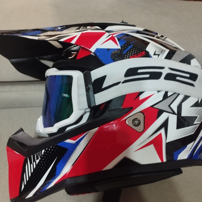 Capacete LS2 Fast