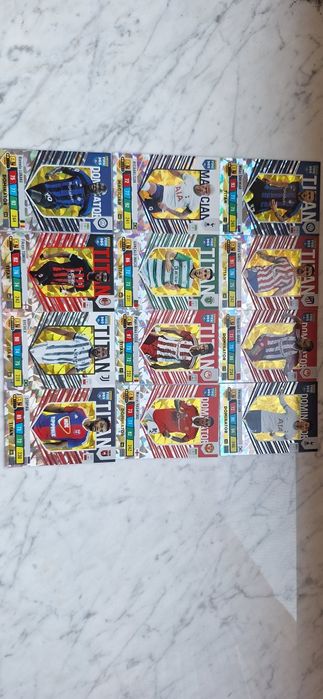 Karty piłkarskie panini