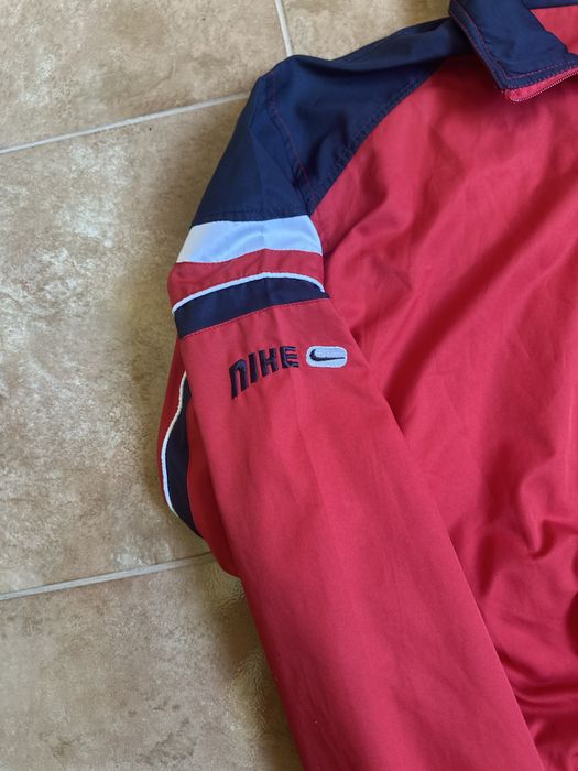 куртка NIKE вінтаж стан 10/10 розміром L для андеграуд фіта якраз