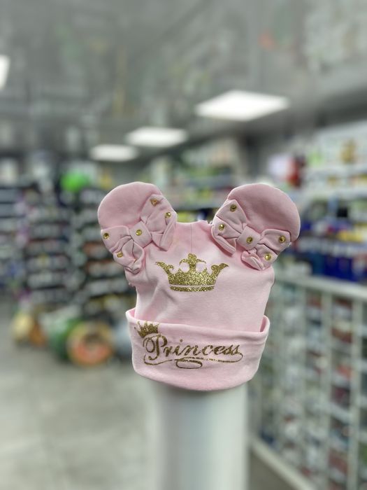 Продам шапку для дівчинки з вушками
