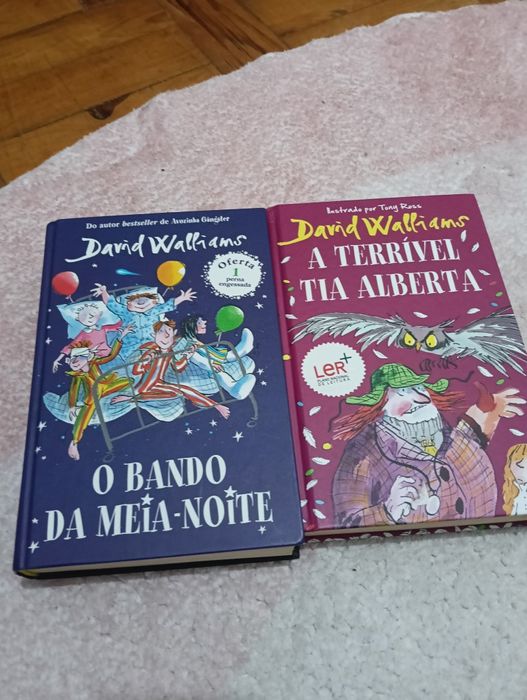 Vendo livros de várias categorias