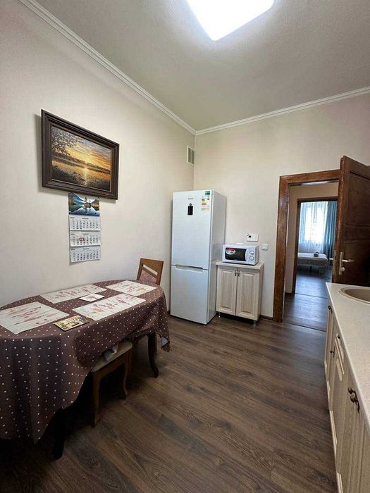 2 кімнатна квартира на Театральній Площі в центрі Ужгорода