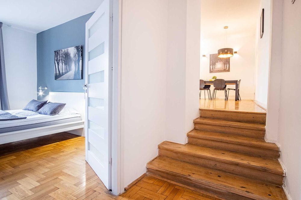 Duży apartament na Starym mieście : 2 sypialnie : 2 łazienki