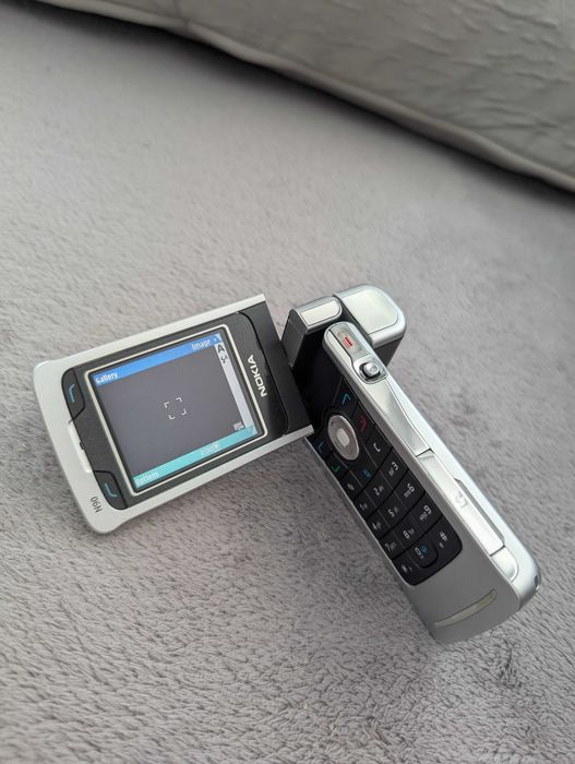 Nokia N90 ОРИГИНАЛ Идеал 26 часов Мобильный Телефон Раритет Винтаж