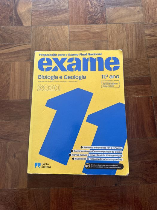 livro de preparação para exame BG biologia e geologia