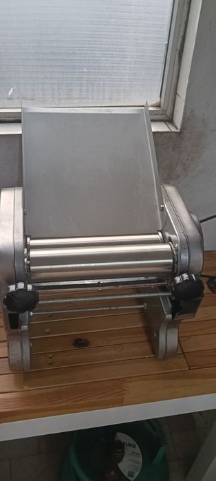 Maquina de massa cilindro