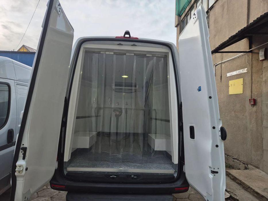 Mercedes-Benz Sprinter  Zabudowa Izoterma Chłodnia