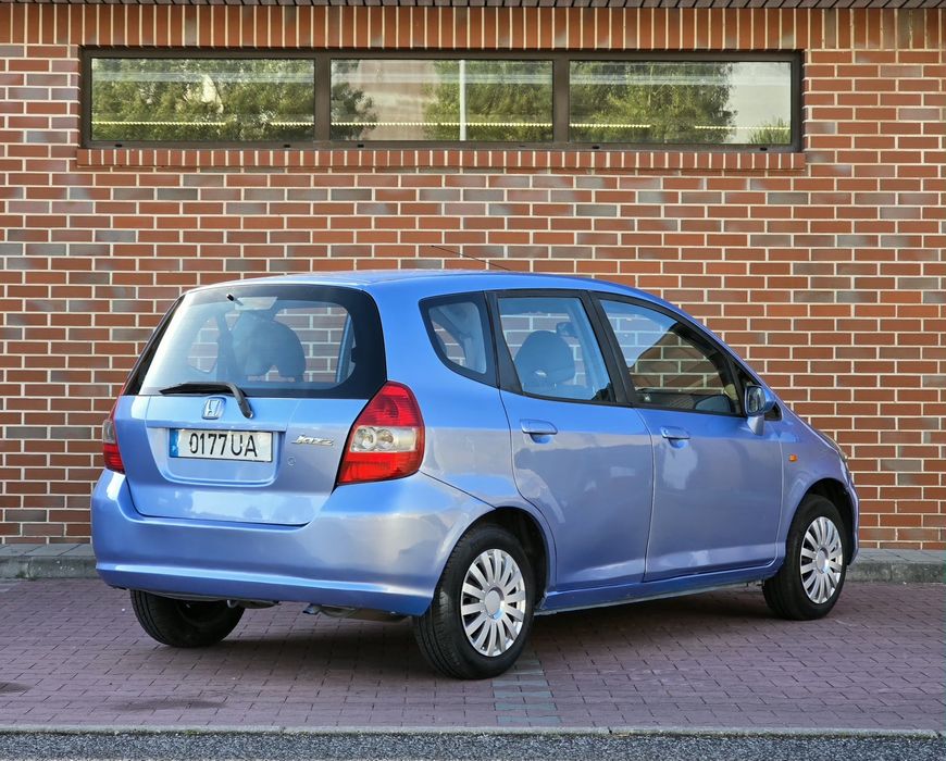 Honda Jazz 1.2 i-DSI 78cv |  AR CONDICIONADO