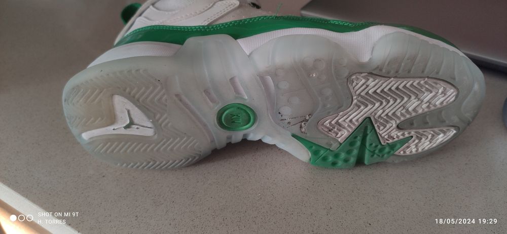 Jordan jumpman two trey