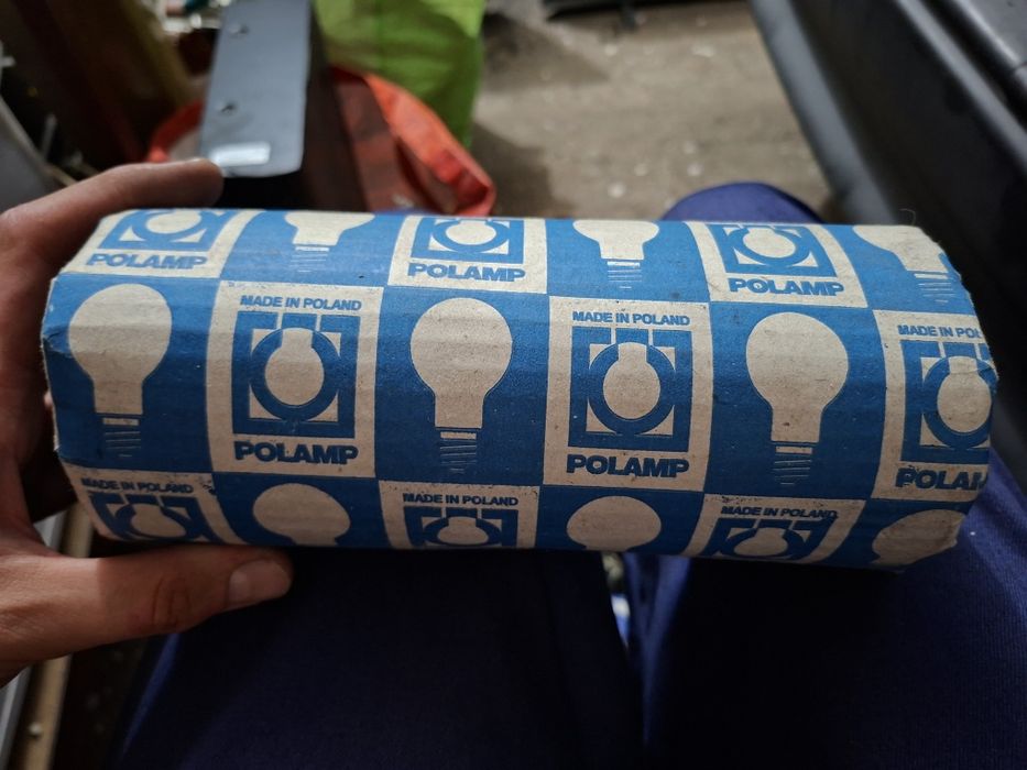 Nowe żarówki rtęciowe Polamp cena za zestaw
