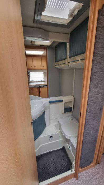 przyczepa kempingowa Knaus440,4 os. z przedsionkiem,2000r,DMC1200kg