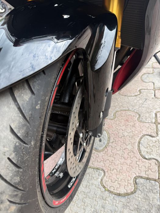 Мотоцикл Suzuki GSX-S1000F розмитнений