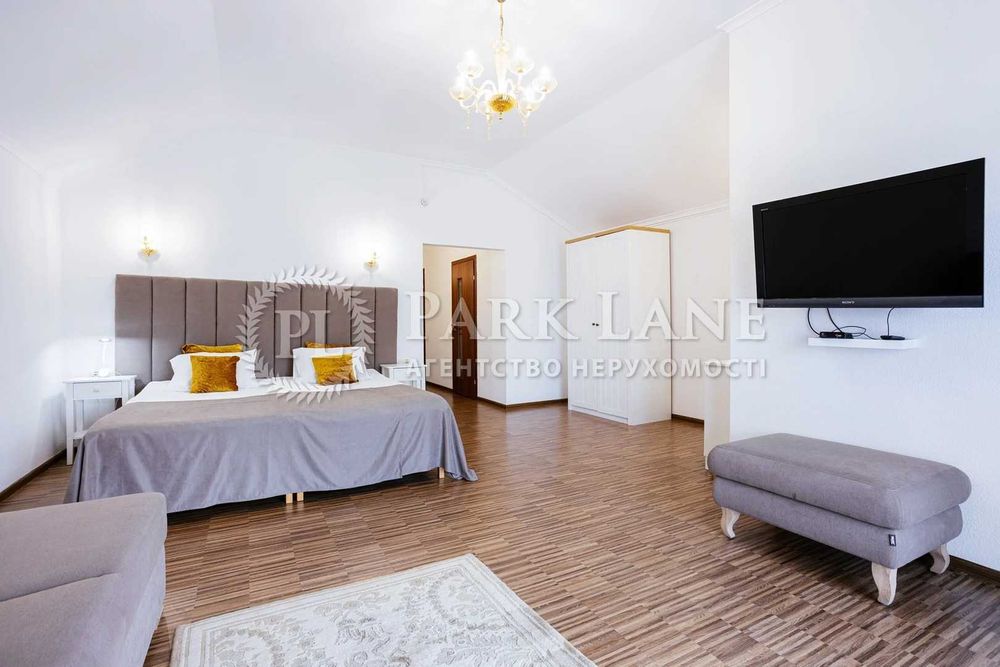 Продаж готельно-ресторанного комплексу "Веселий заєць"Пірново" Київ