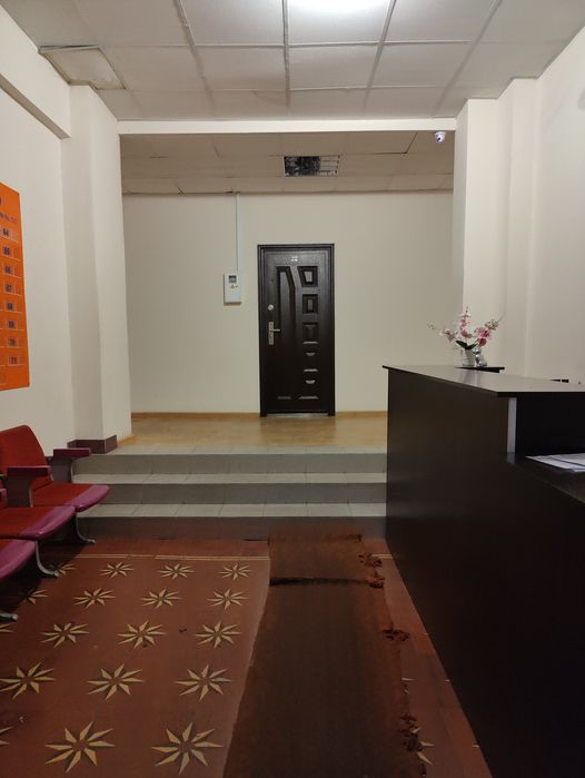 Продам 1 комнатная квартира метро Вокзальная (Южный Вокзал).Недорого!